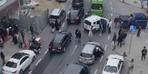İstanbul'daki yol mücadelesi! Çevredeki insanlar ayrıldı