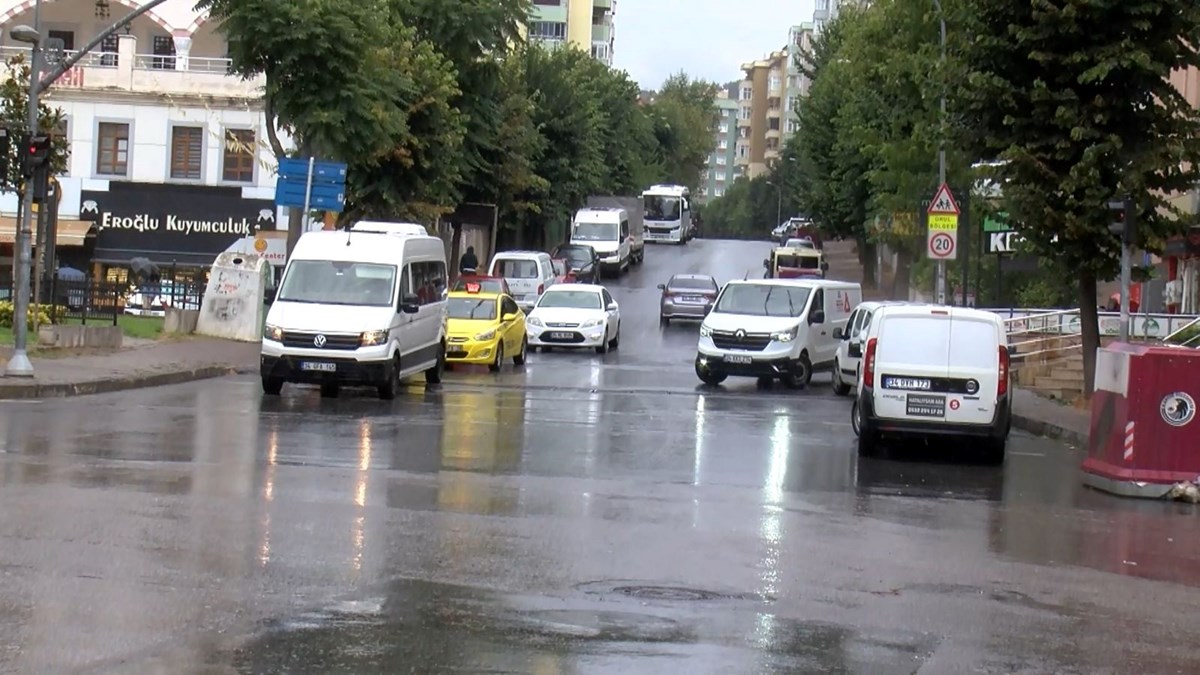 İstanbul'da beklenen yağmur başladı - görsel 6