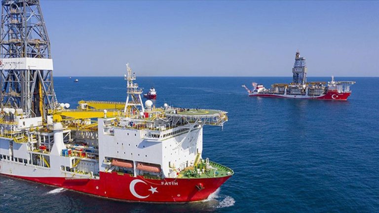 TPAO Ege'de petrol arayacak
