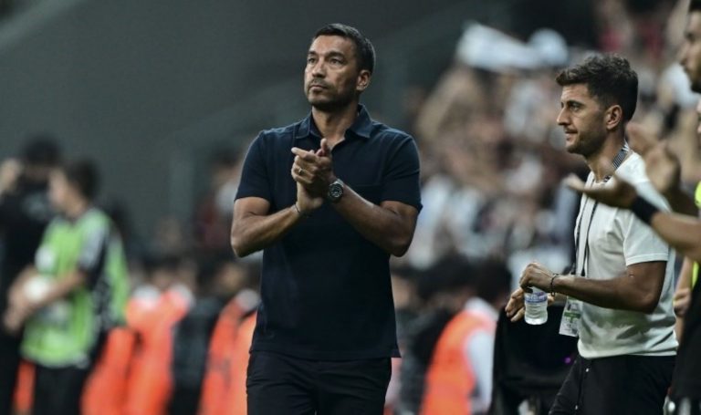 Giovanni van Bronckhorst'tan özeleştiri: 'İkinci golü çok kolay yedik' – Son Dakika Spor Haberleri