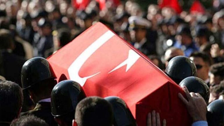 Tunceli'de atış eğitim sahasında meydana gelen olayda bir polis memurumuz şehit oldu.