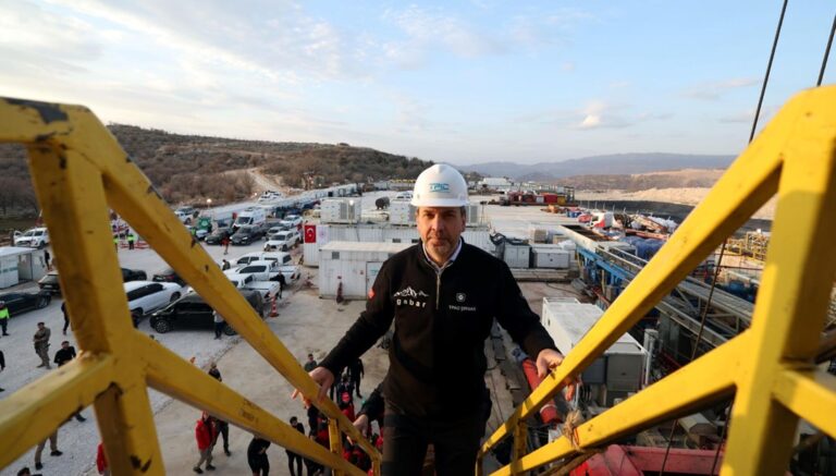Bakan Bayraktar: Gabar’da petrol üretimi günde 80 bin varili aştı – son dakika Türkiye Haberleri