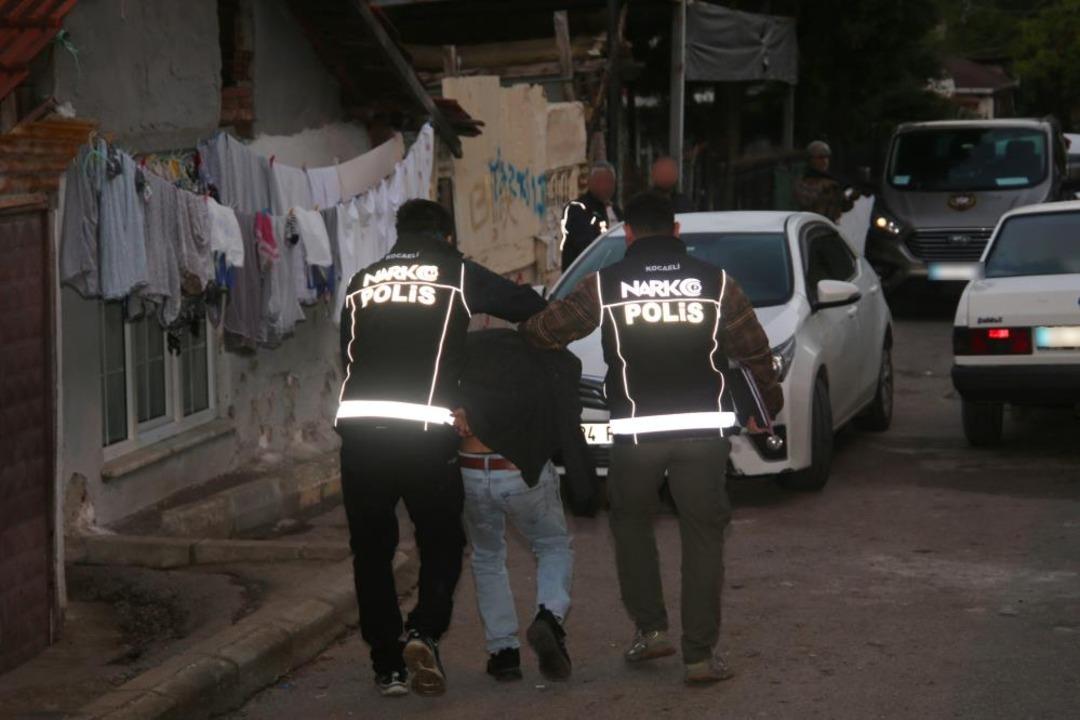 Alba Zamanı, Termal Kamera İlacın İşleyişi: 124 Gözaltı 2