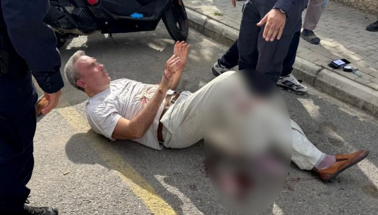 Alanya’da boşanma aşamasındaki eşini bıçakladı