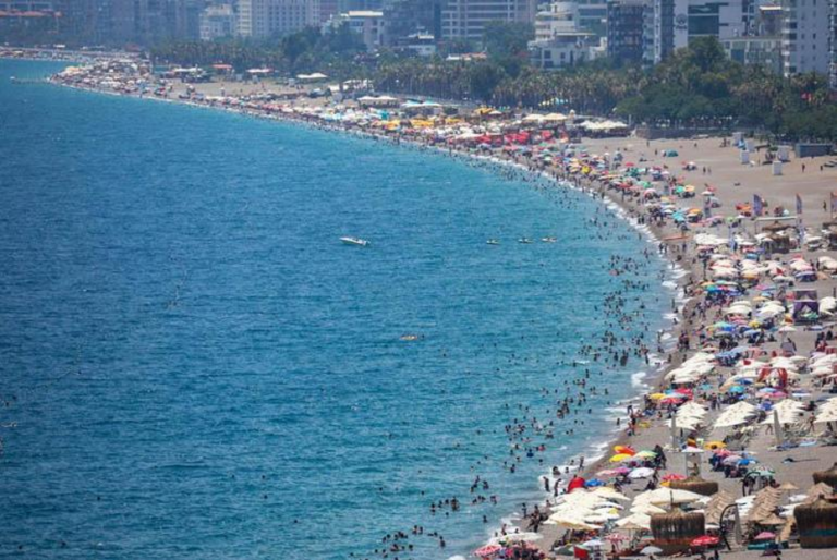 Antalya’ya 5 Ayda 3.5 Milyon Turist Ulaştı: Almanya Birinci Sırada