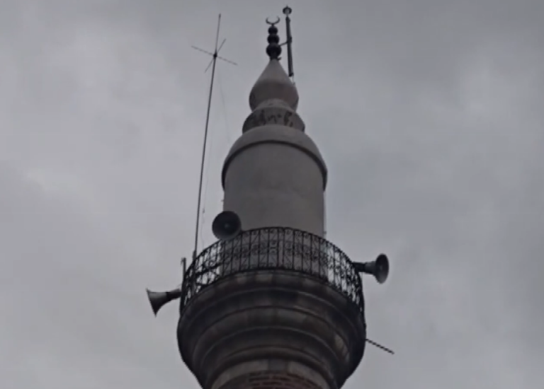 Ankara’da sağanak etkisi sürdü: Haymana Merkez Camii’ne yıldırım isabet etti