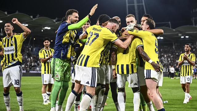 Fenerbahçe’de Mert Müldür’ün Menisküs Yırtığı Şoku